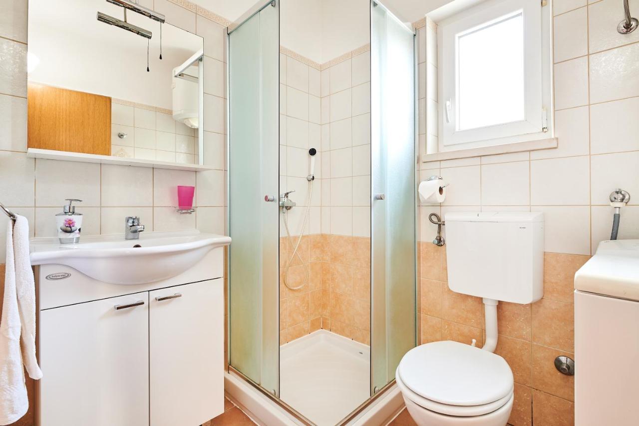 Apartma Nina *